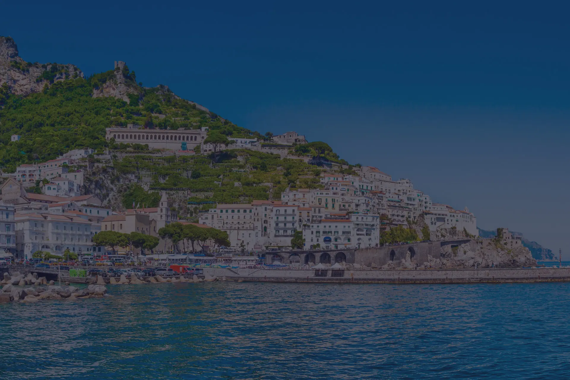 Amalfi vista dal mare